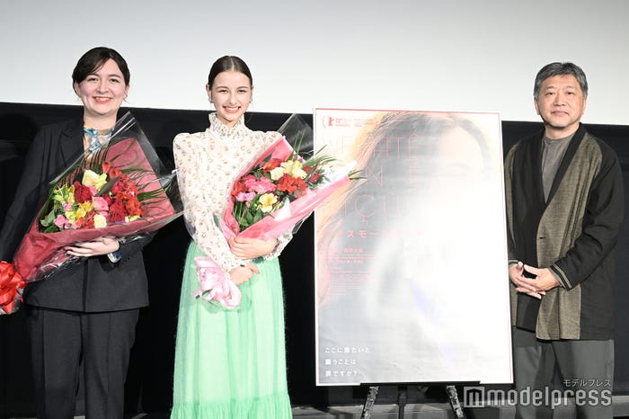川和田恵真監督、嵐莉菜、是枝裕和監督 (C)モデルプレス