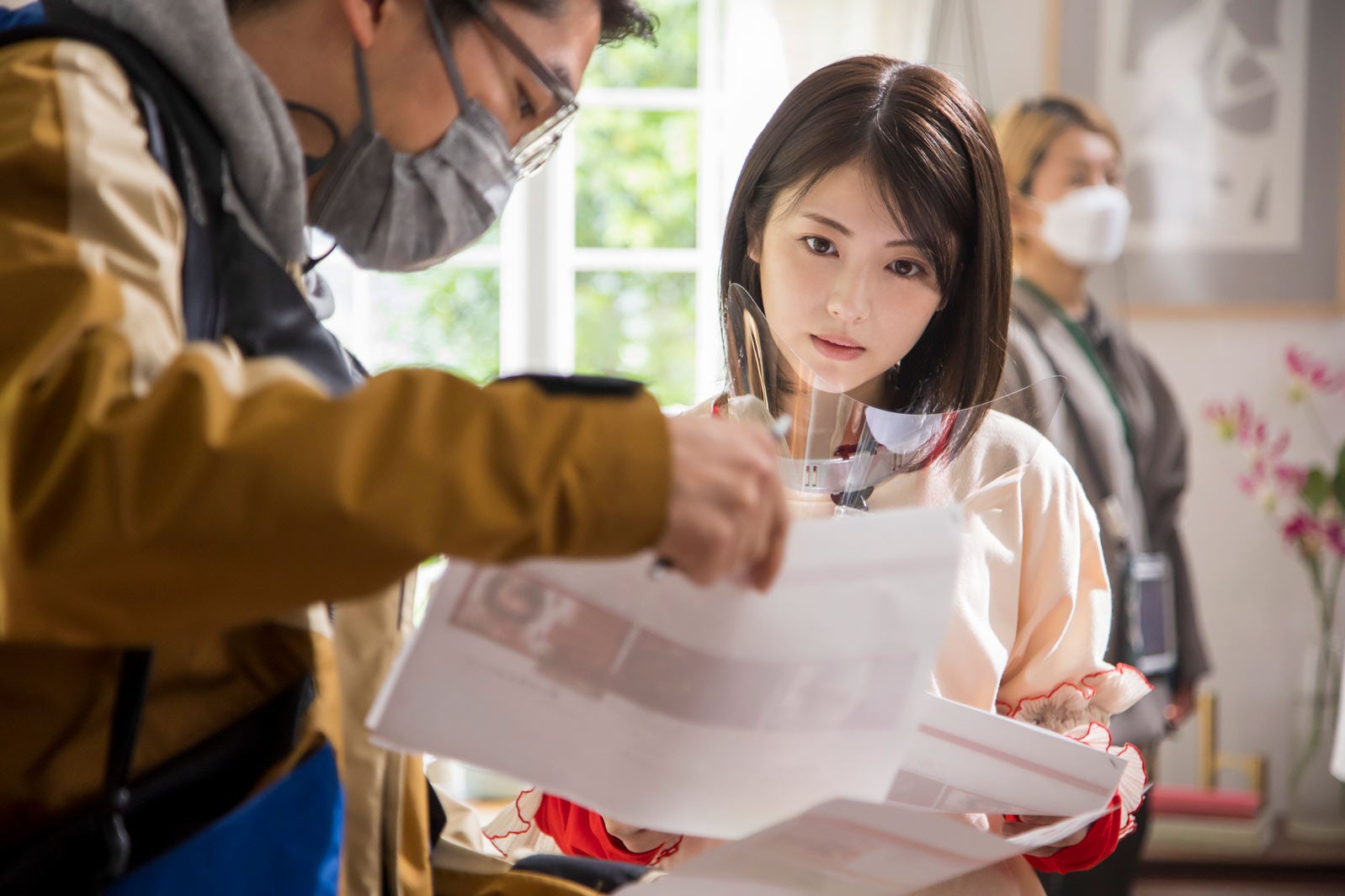 浜辺美波／メイキングカット（提供写真）