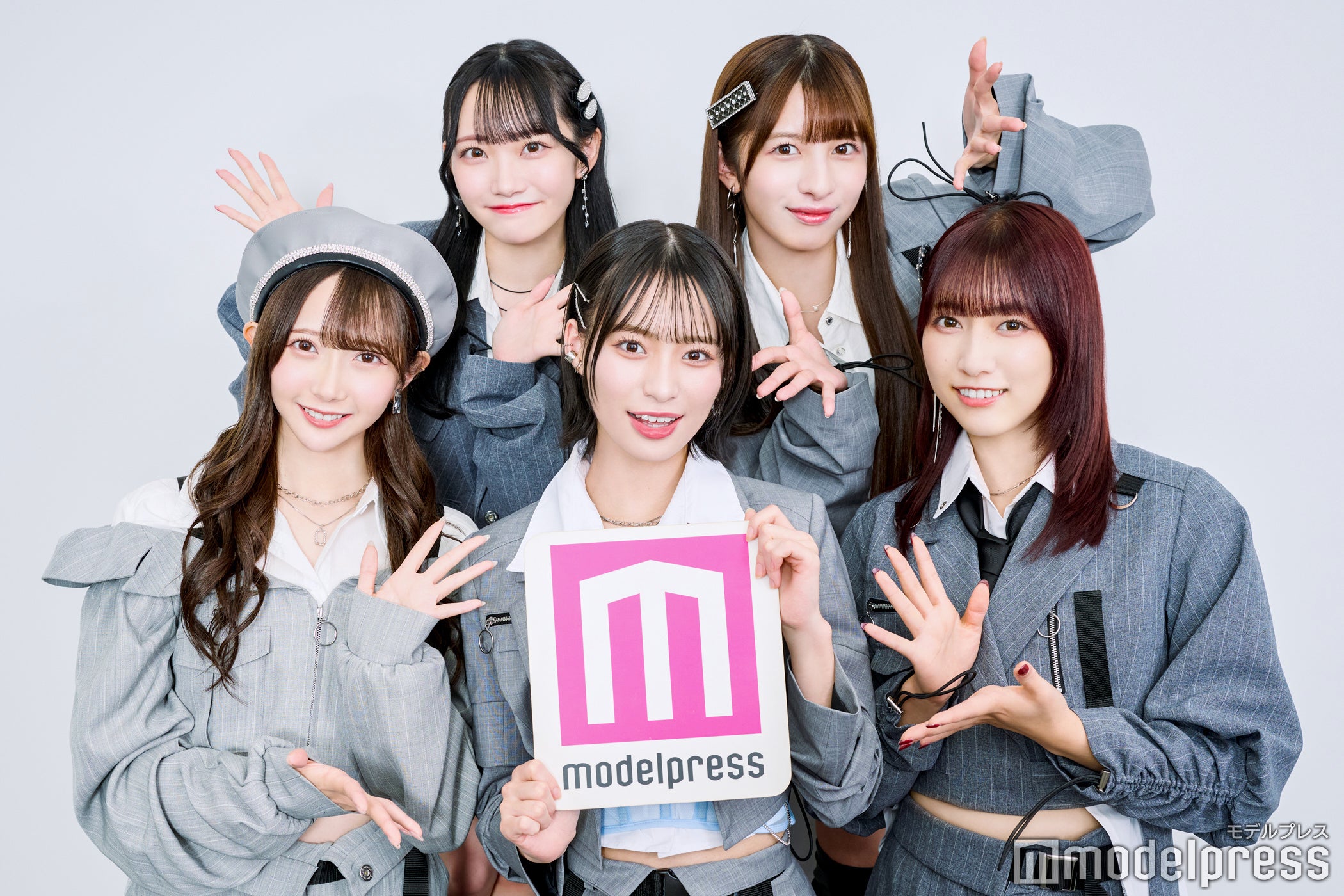 ≠ME（C）モデルプレス