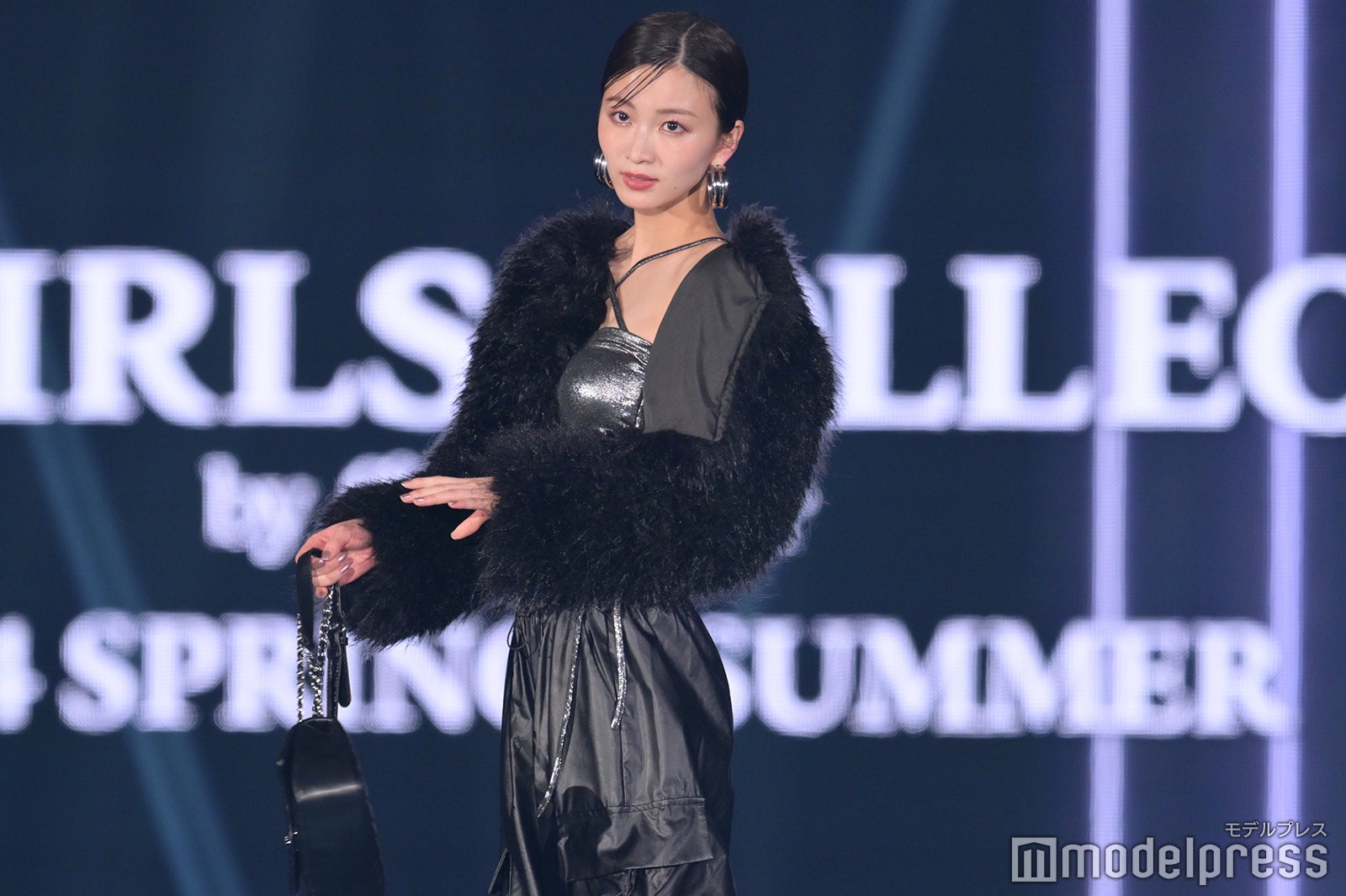 岡崎紗絵（C）モデルプレス