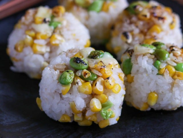 とうもろこしおにぎり