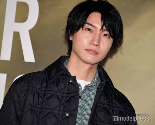 桜田通、クール&キュートなギャップにキュン「ディオール」展覧会フォトコールに登場<クリスチャン・ディオール、夢のクチュリエ>