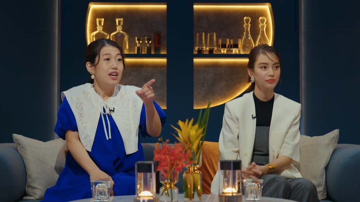 横澤夏子、滝沢カレン/Netflix「オオカミちゃんには騙されない」第4話(C)Netflix