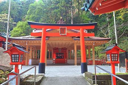 「九頭龍神社」