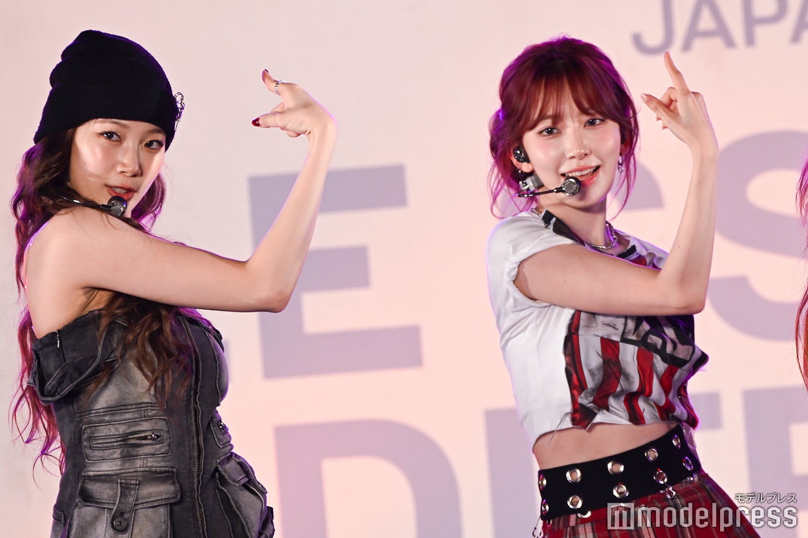 KAZUHA（カズハ）、SAKURA（サクラ）（C）モデルプレス