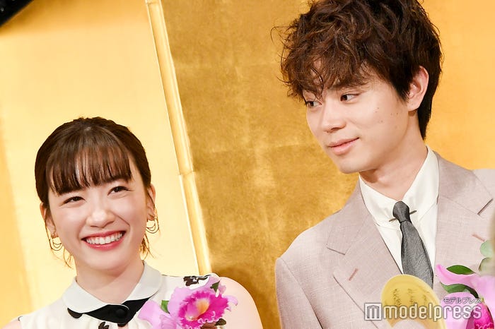 永野芽郁、菅田将暉 (C)モデルプレス