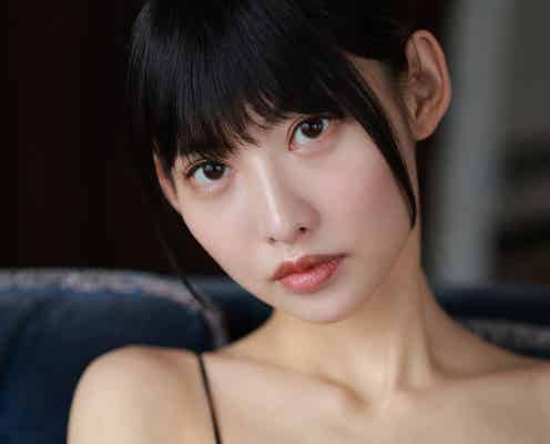 “レースクイーン女王”あのん、大胆黒ランジェリーで美バスト全開