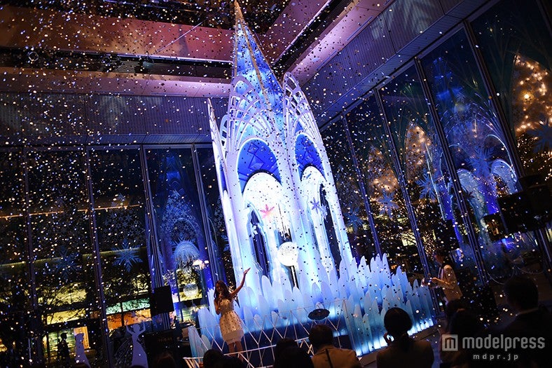 映画「アナと雪の女王」にインスパイアされたツリー