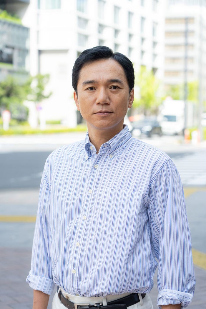 清水伸(C)「死ぬまでバズってろ!!」製作委員会・MBS