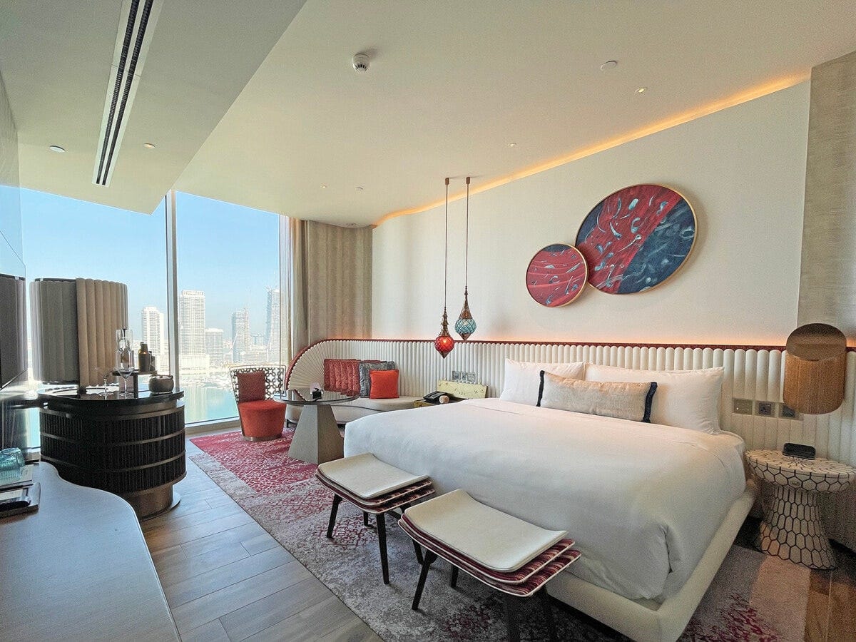 天井まで届く窓なので、室内からのビューも抜群