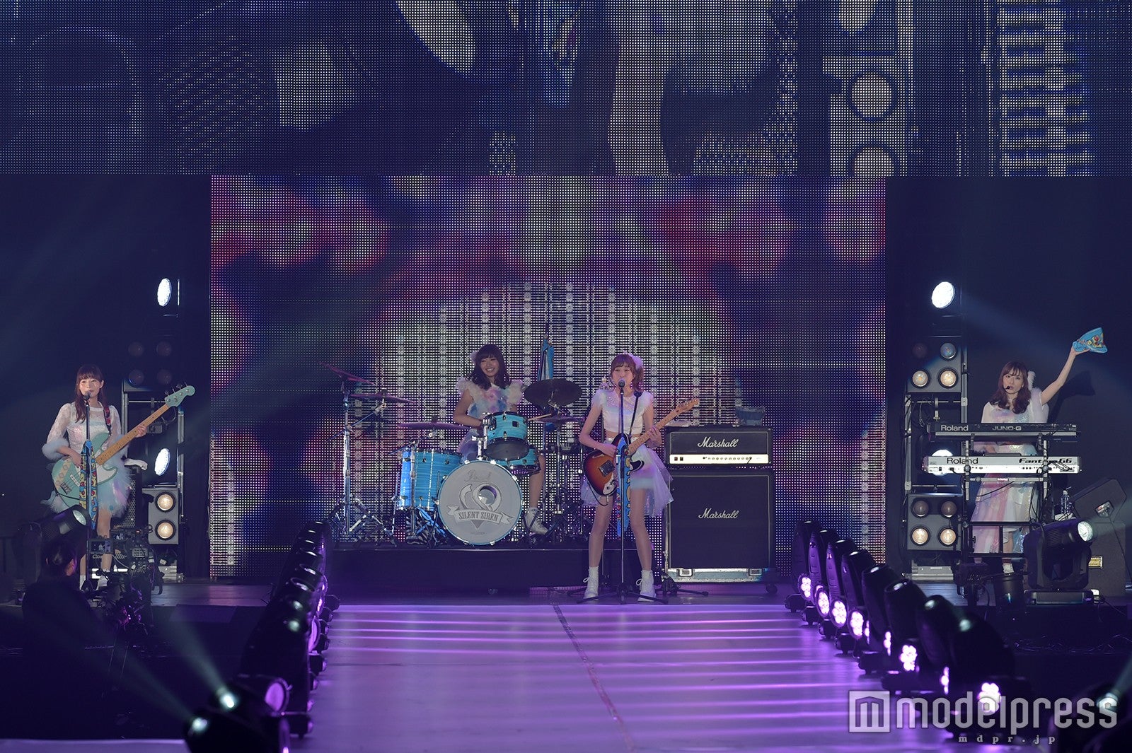 SILENT SIREN （C）モデルプレス