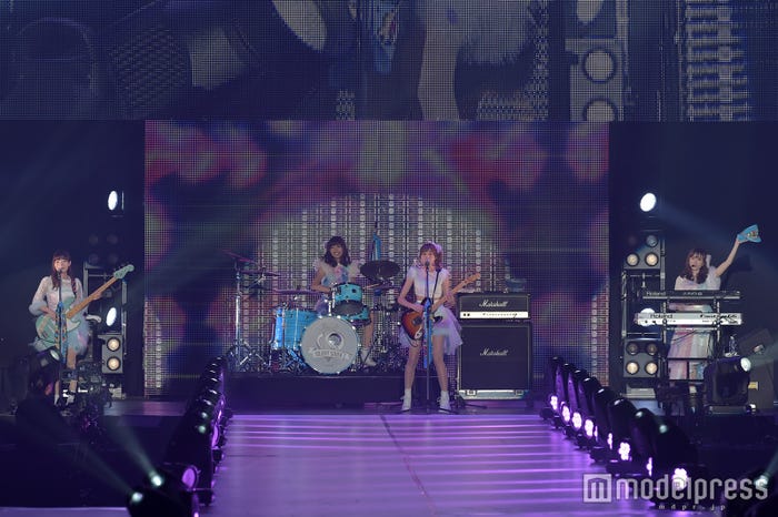 SILENT SIREN (C)モデルプレス