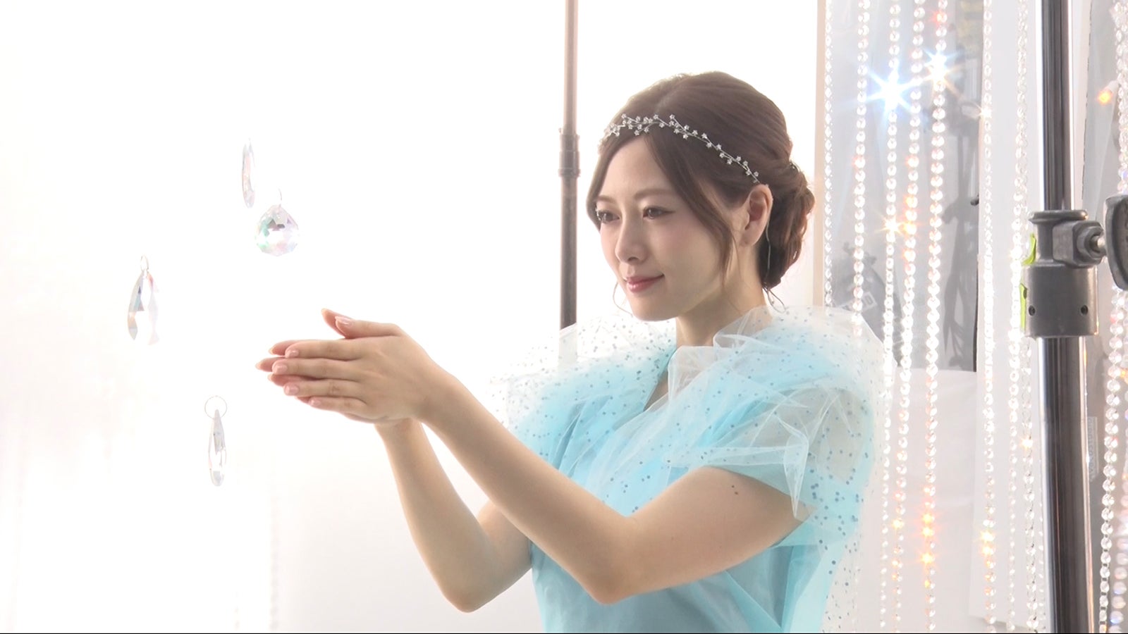 白石麻衣 （C）乃木坂46LLC