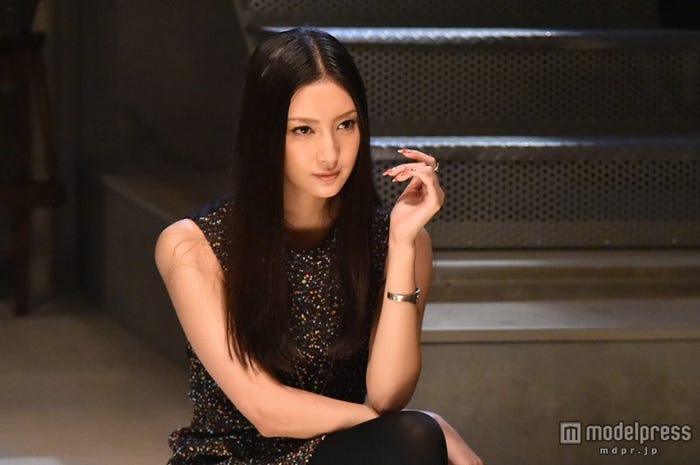 菜々緒「サイレーン」第8話劇中カット/画像提供:関西テレビ