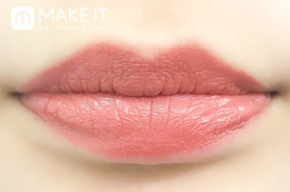 MEIKING／Crystal Lipstick／芳輝02 (赤) 使用 (C)メイクイット