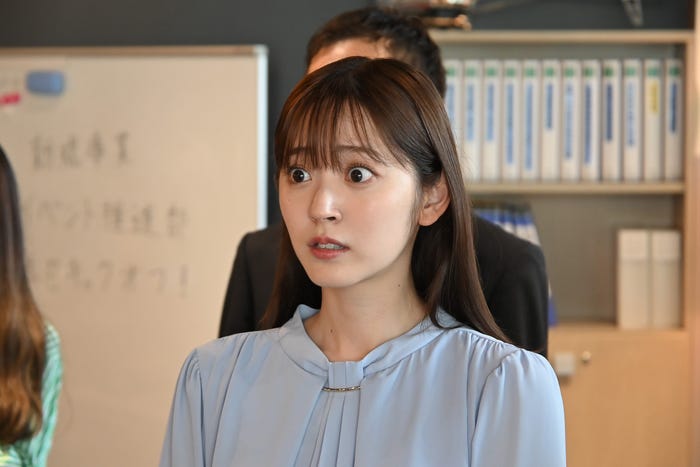 鈴木愛理「推しが上司になりまして」第1話(C)「推しが上司になりまして」製作委員会