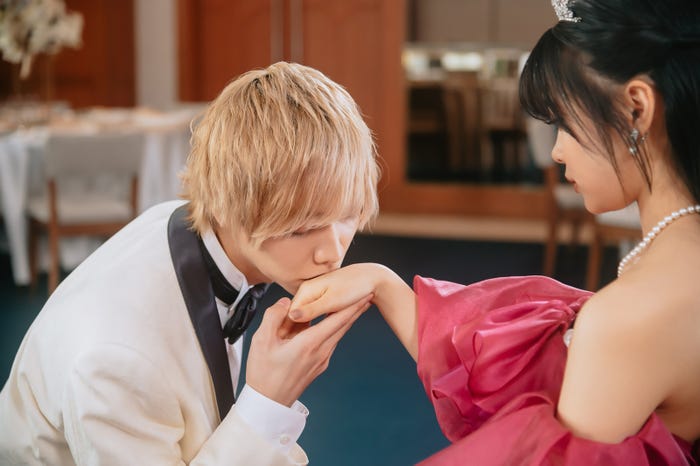 松井奏、林芽亜里「熱愛プリンス」第3話(C)青月まどか/「熱愛プリンス」製作委員会・MBS