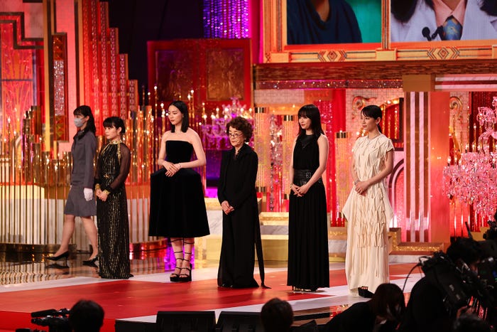 岸井ゆきの、のん、倍賞千恵子、広瀬すず、吉岡里帆(写真提供:東京写真記者協会)