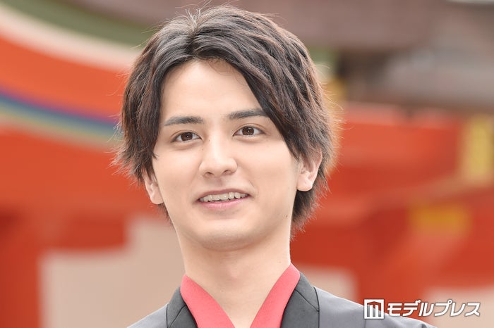 瀬戸利樹、雰囲気ガラリの新ヘアお披露目「びっくりした」「最高に似合ってる」と絶賛の声