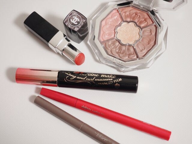 40代の垢抜けメイクにおすすめのアイテム