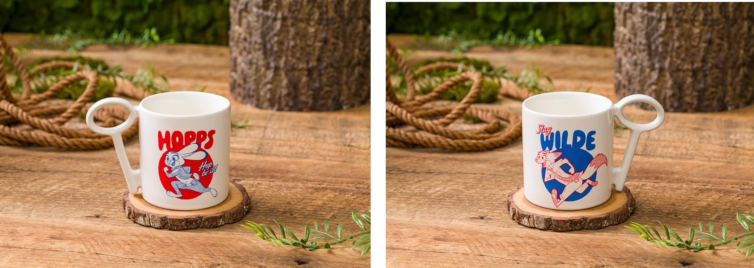 マグカップ　税込2,200円（C）Disney