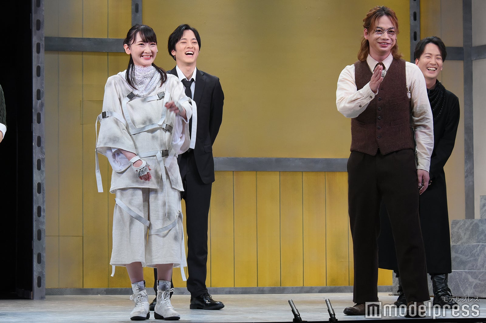 生駒里奈、松島庄汰、池田純矢、新子景視 （C）モデルプレス