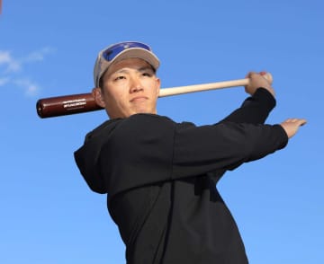 広島・中村奨 1番・中堅で「一流」の「3割は打ちたい」 絶対的レギュラー目指す「塁に出て勢いを持ってくる」