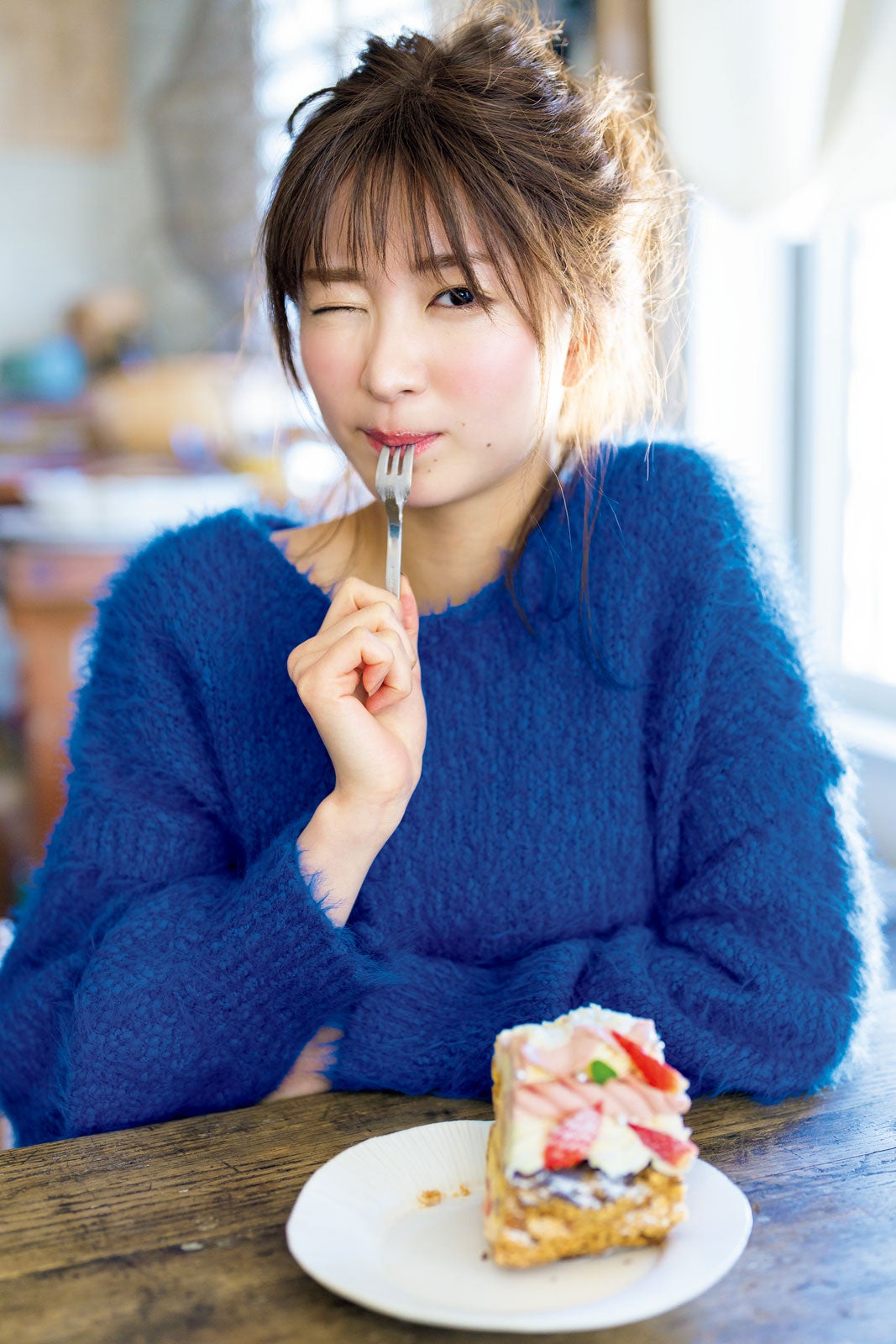 岡崎紗絵（C）光文社／週刊FLASH 写真◎矢西誠二