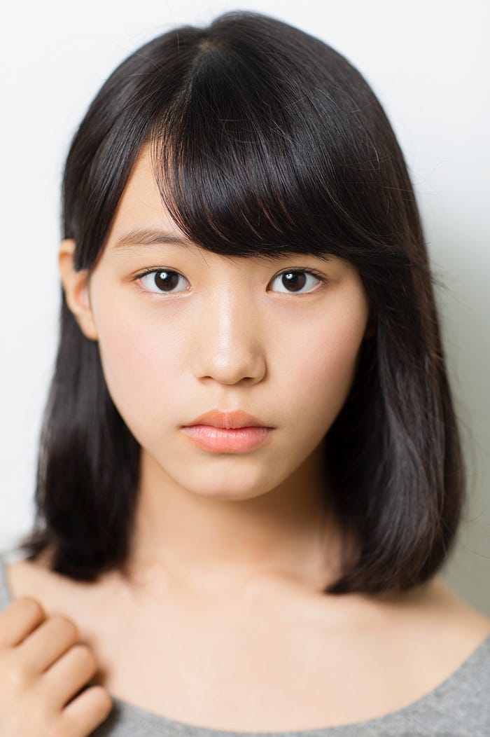 南沙良(C)LesPros entertainment.Co.,Ltd.