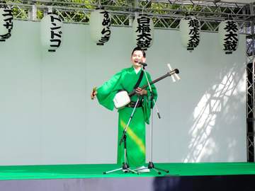 細川たかしの弟子・彩青 橋幸夫さんから受け継いだ着物姿で熱唱「常に導いてくださる存在。先輩の思いとともに頑張っていきたい」