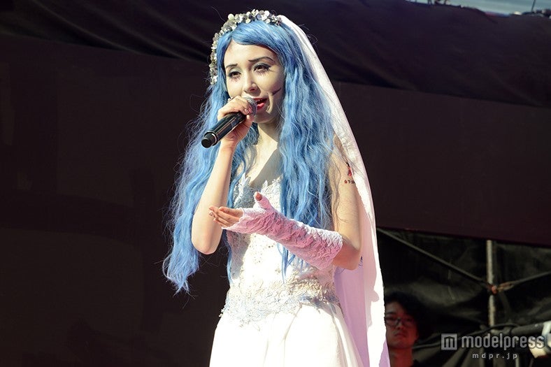 May J.、本格派「コープス・ブライド」仮装で登場　圧倒的美声で「Let It Go」披露