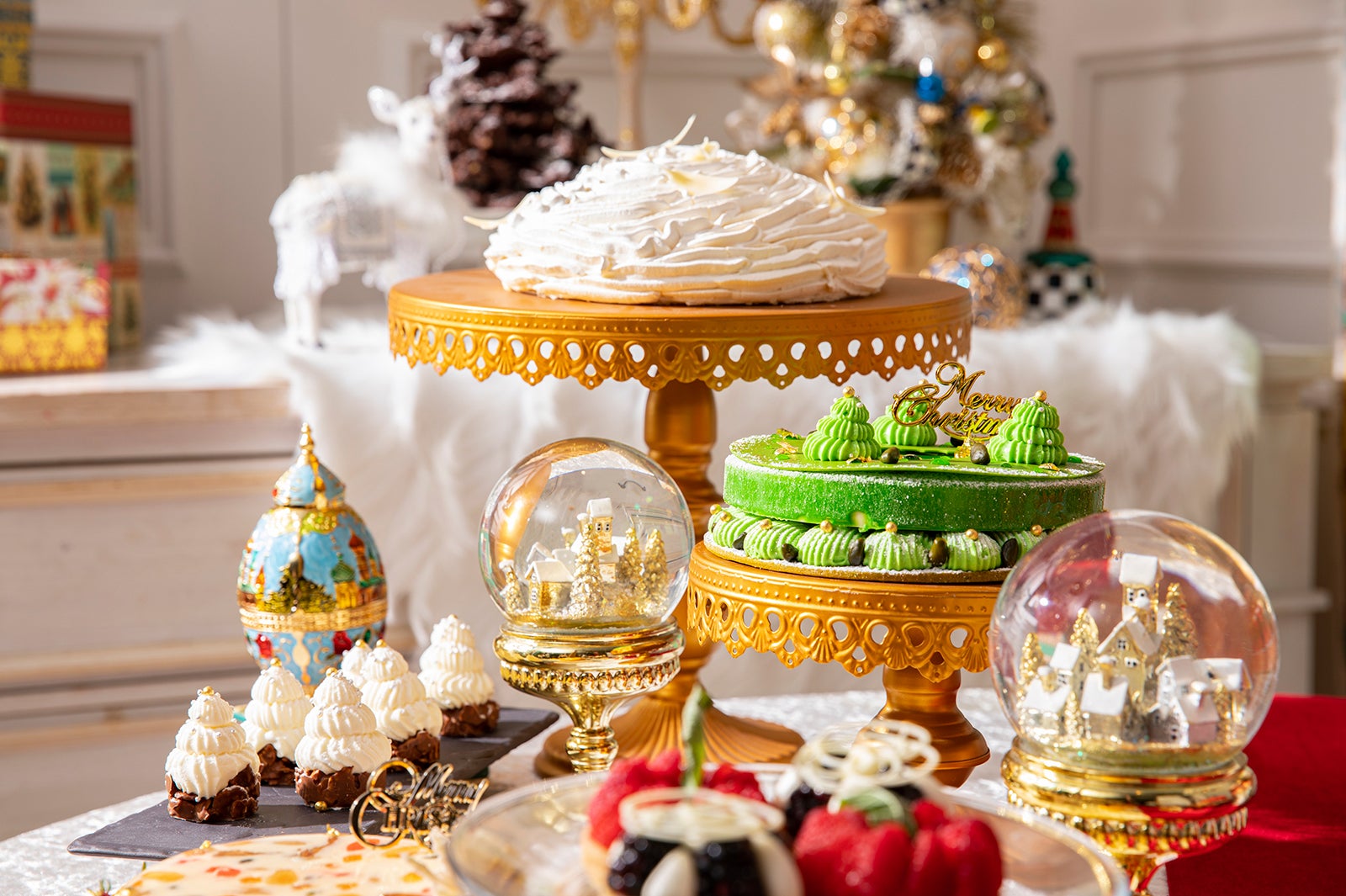 クリスマス マジカル・ウィンドー／画像提供：ヒルトン東京