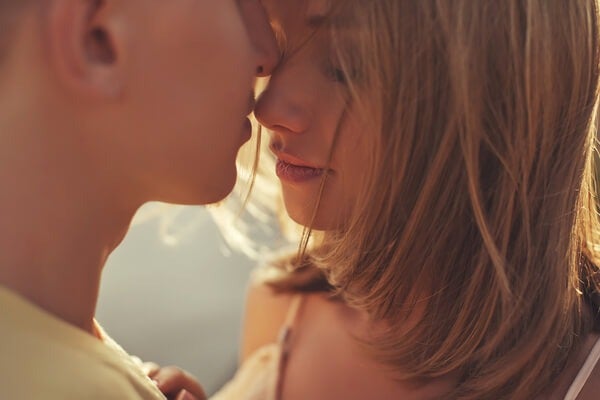 男性が思わず キスしたくなる瞬間 ４つ 今すぐ奪いたい モデルプレス
