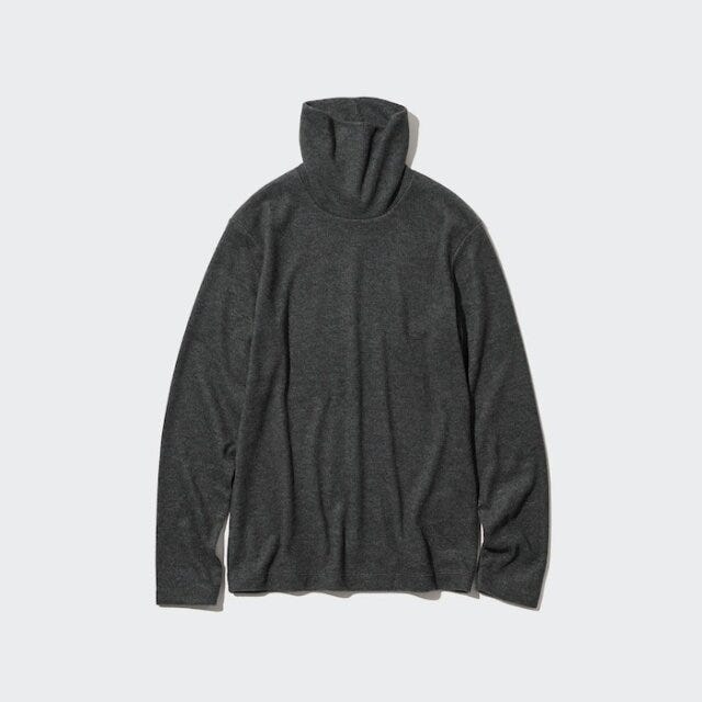 ユニクロ フリース 2023冬 ユニクロのヒートテックフリースタートルネックT