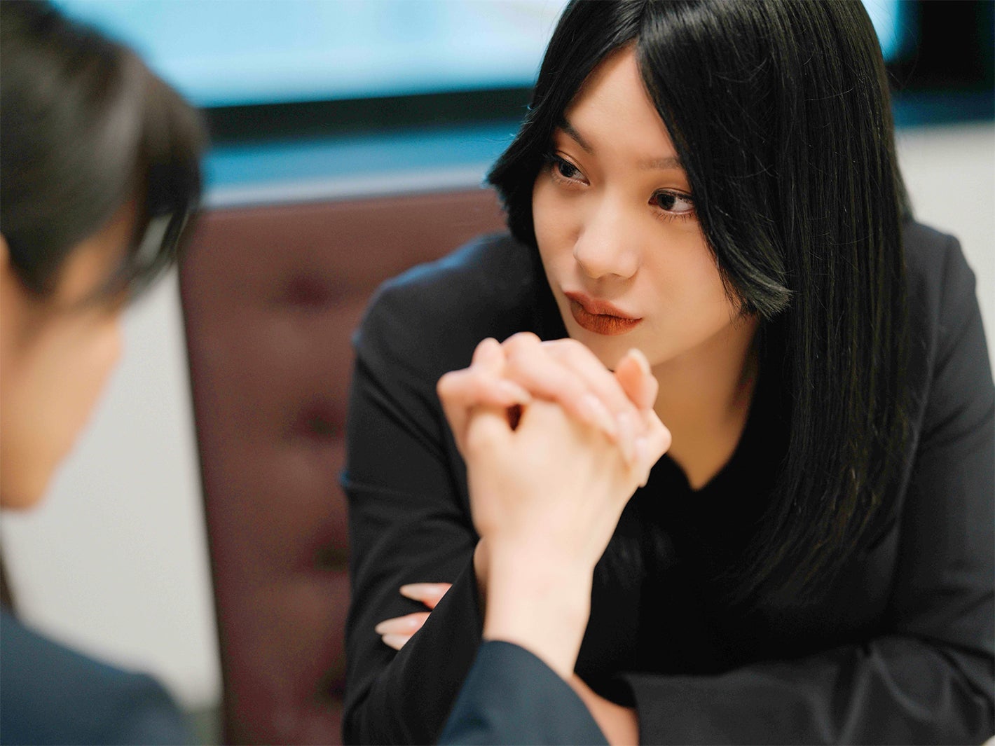 仲万美（C）「彩香ちゃんは弘子先輩に恋してる」製作委員会・MBS／第6話より