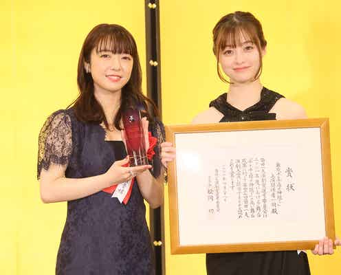 橋本環奈&上白石萌音、揃って登壇で喜び語る 舞台「千と千尋の神隠し」が菊田一夫演劇大賞