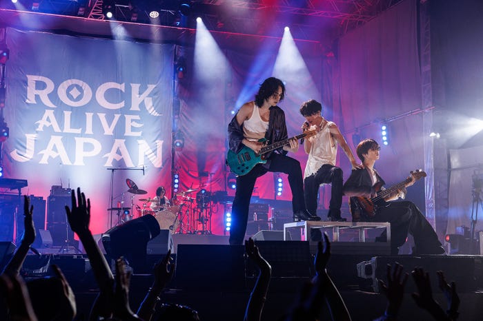 「グラスハート」場面写真/TENBLANK(C)Netflix