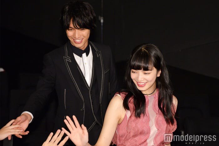 福士蒼汰、小松菜奈 (C)モデルプレス