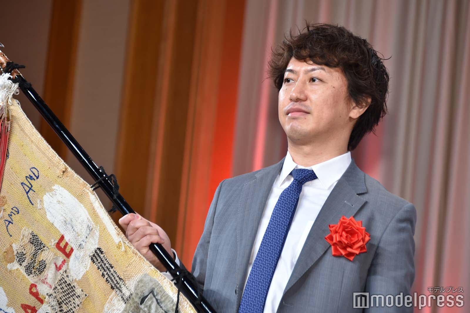 「大賞／総務大臣賞」に輝いた野村智寿氏 （C）モデルプレス