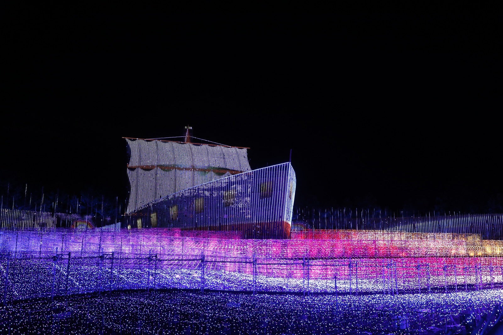 『なばなの里』今年のイルミのメインテーマは「天空の船」／提供画像