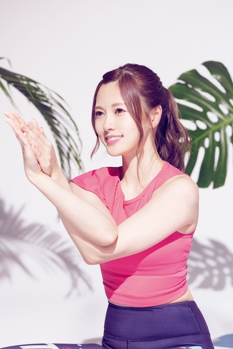 白石 麻衣 ヨガ