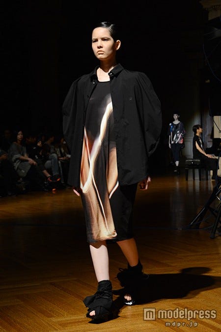 「ROGGYKEI2016 SPRING&SUMMER COLLECTION FASHION SHOW」