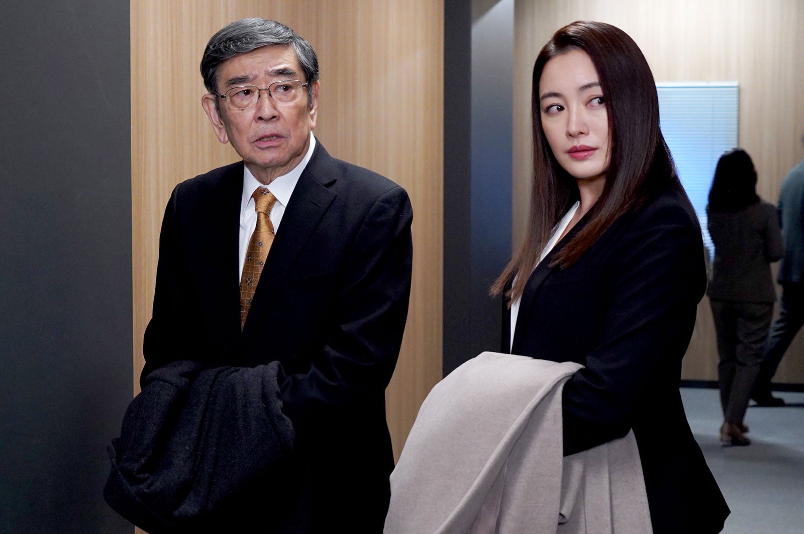 石坂浩二、仲間由紀恵「相棒 season23」第9話（C）テレビ朝日