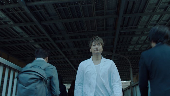 新テレビCM『生きてるっ!』篇より(提供写真)