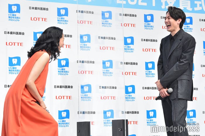 黒谷友香、間宮祥太朗 (C)モデルプレス