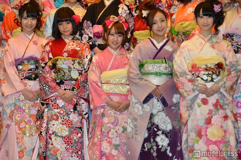 柏木由紀、前田敦子、高橋みなみ、板野友美、松井玲奈