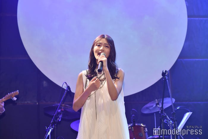 水谷果穂(C)モデルプレス