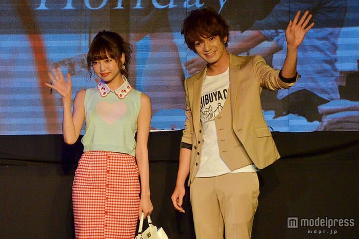 (左から)中村里砂、大倉士門