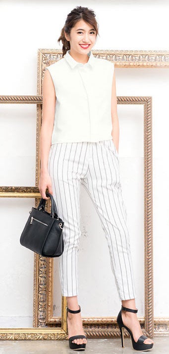 ショート丈ノースリーブシャツブラウストップス「神戸レタス」2490円（税込）