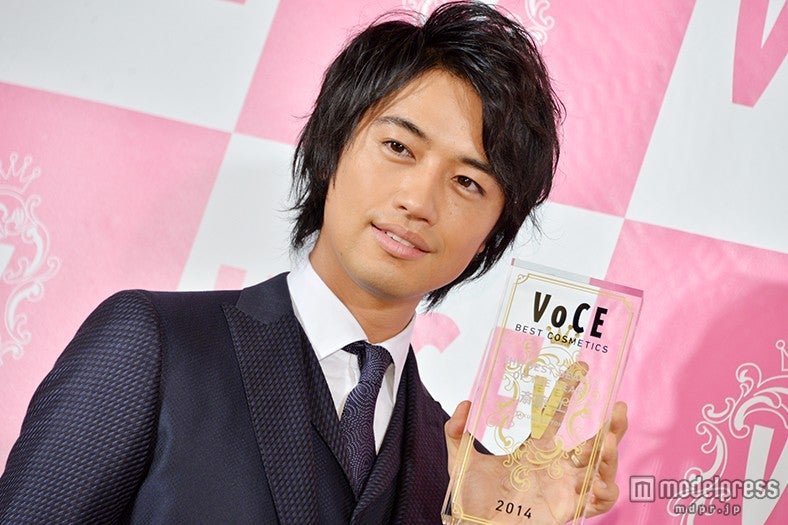 斎藤工、ブレイク後の収入に変動は？